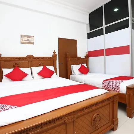 Super Oyo 89435 Nusantara Group Hotel Jertih Exterior photo